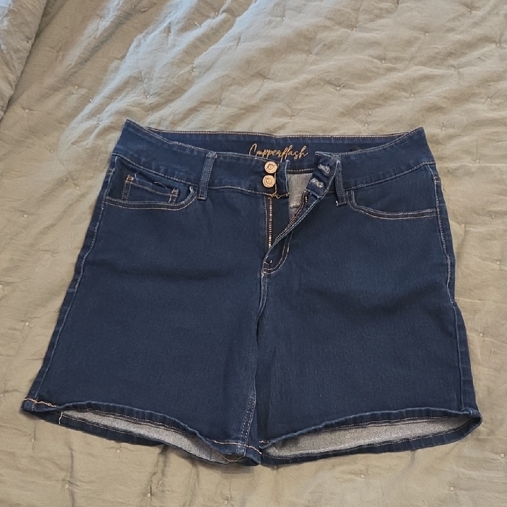 Copperfish Mid-Rise Indigo Denim Shorts